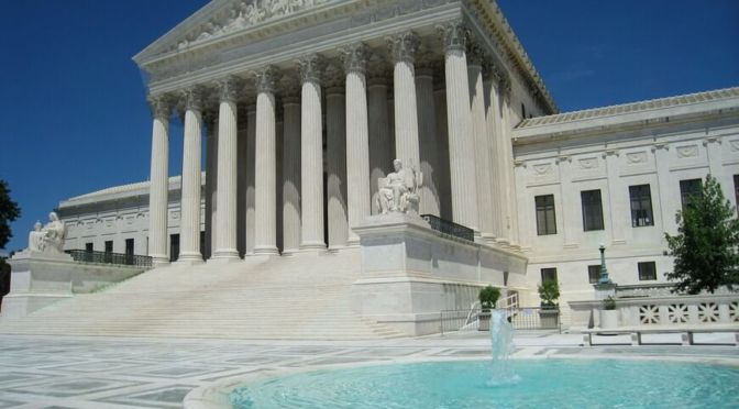 expert-witness-testimony - Gammill Law Accident & Injury Lawyers Outside image of Supreme Court building and fountain
